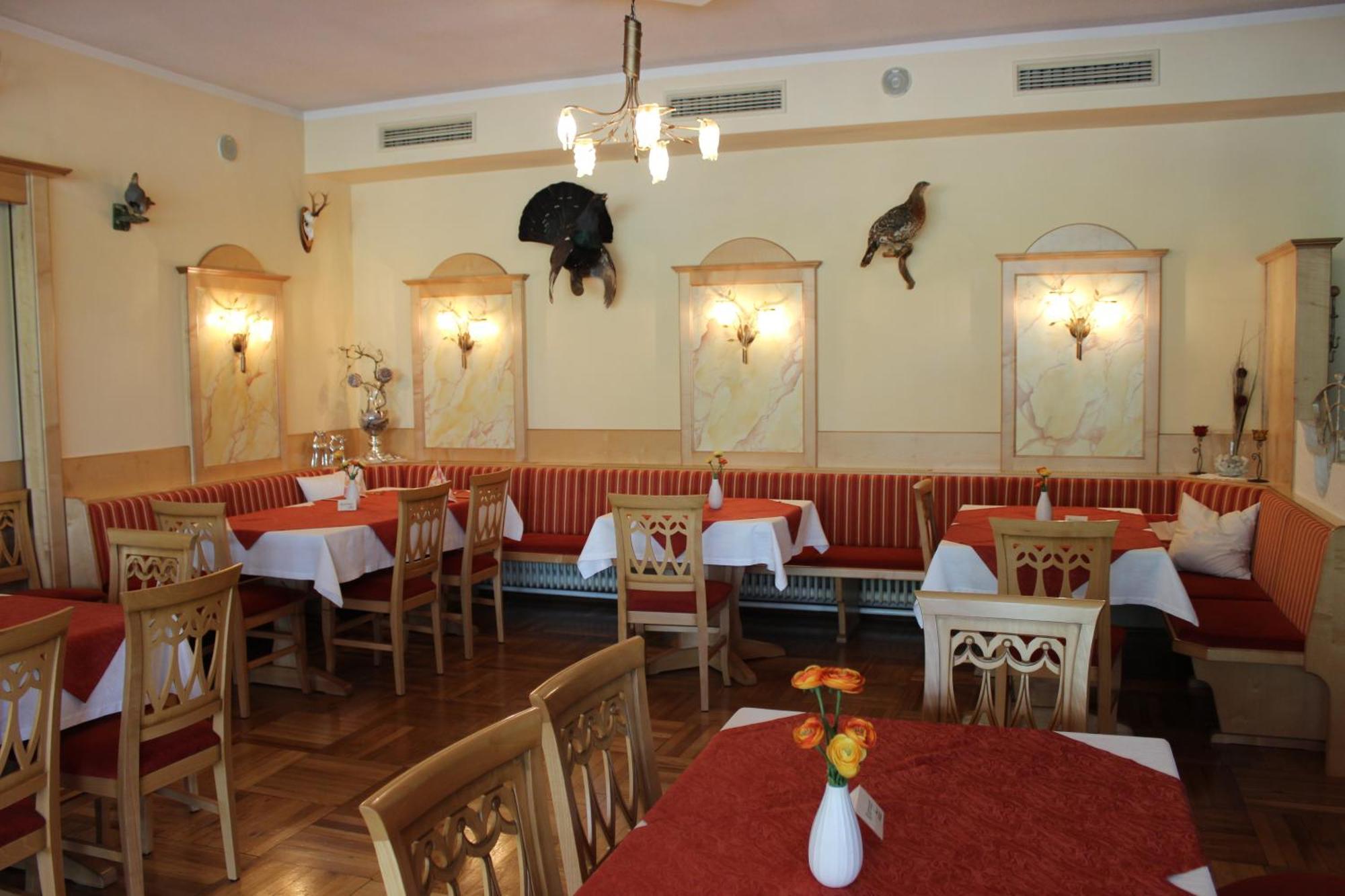 Gasthof Pension Jaegerwirt เวลเดน อัม เวิร์ทเทอร์ซี ภายนอก รูปภาพ